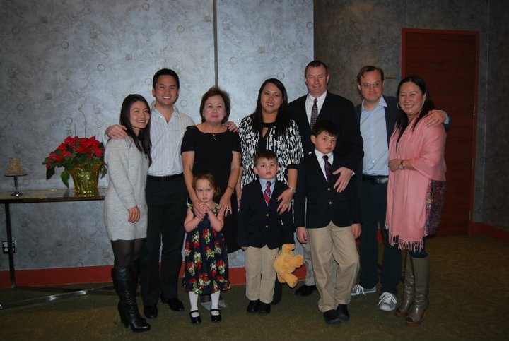 de la Cruz / Green / Johnston Family Photo 2010